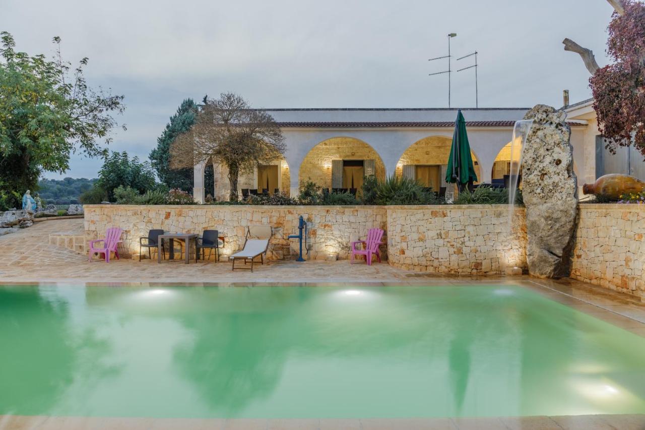 Casolare Lodedo Aparthotel Ceglie Messapica Exteriör bild
