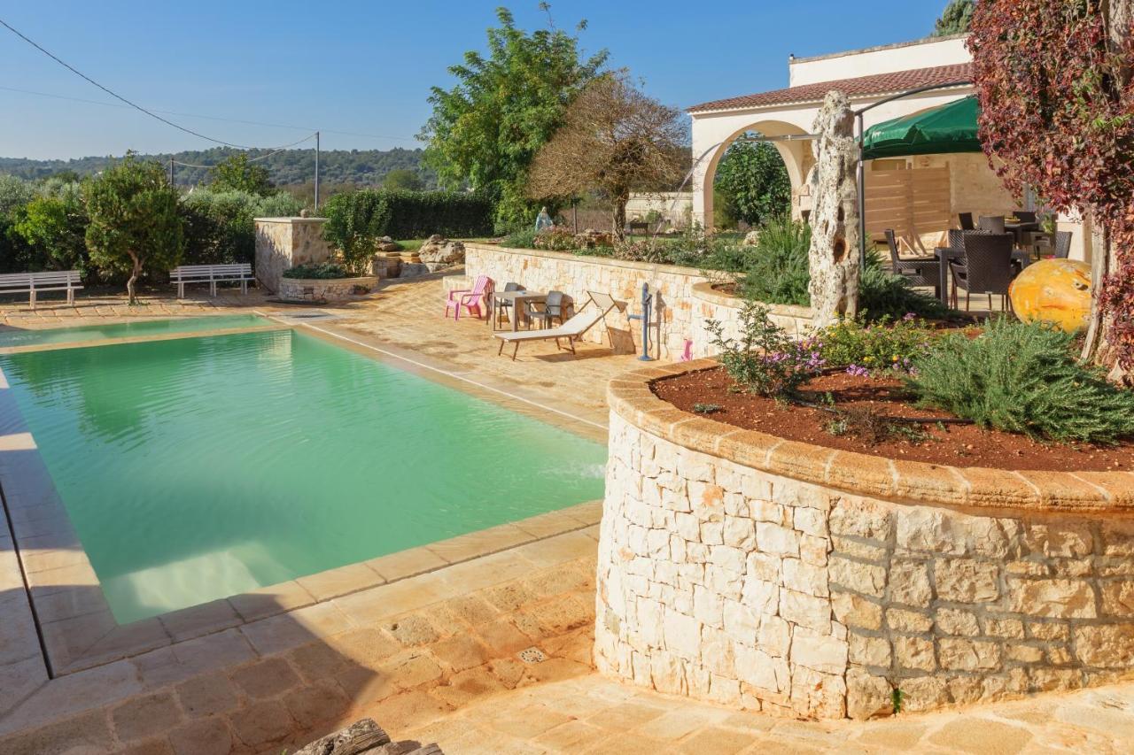 Casolare Lodedo Aparthotel Ceglie Messapica Exteriör bild