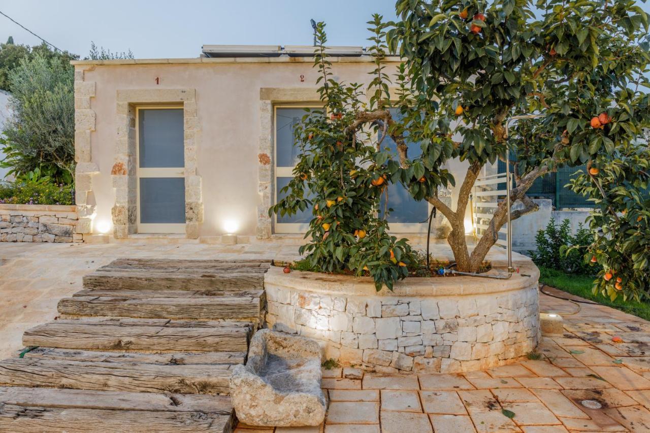Casolare Lodedo Aparthotel Ceglie Messapica Exteriör bild