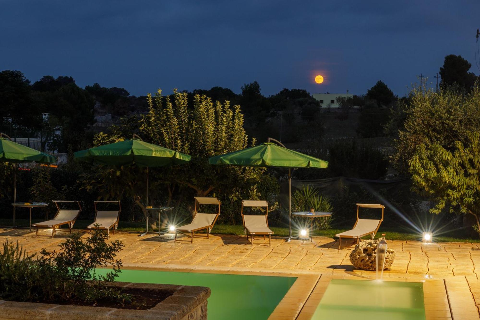 Casolare Lodedo Aparthotel Ceglie Messapica Exteriör bild