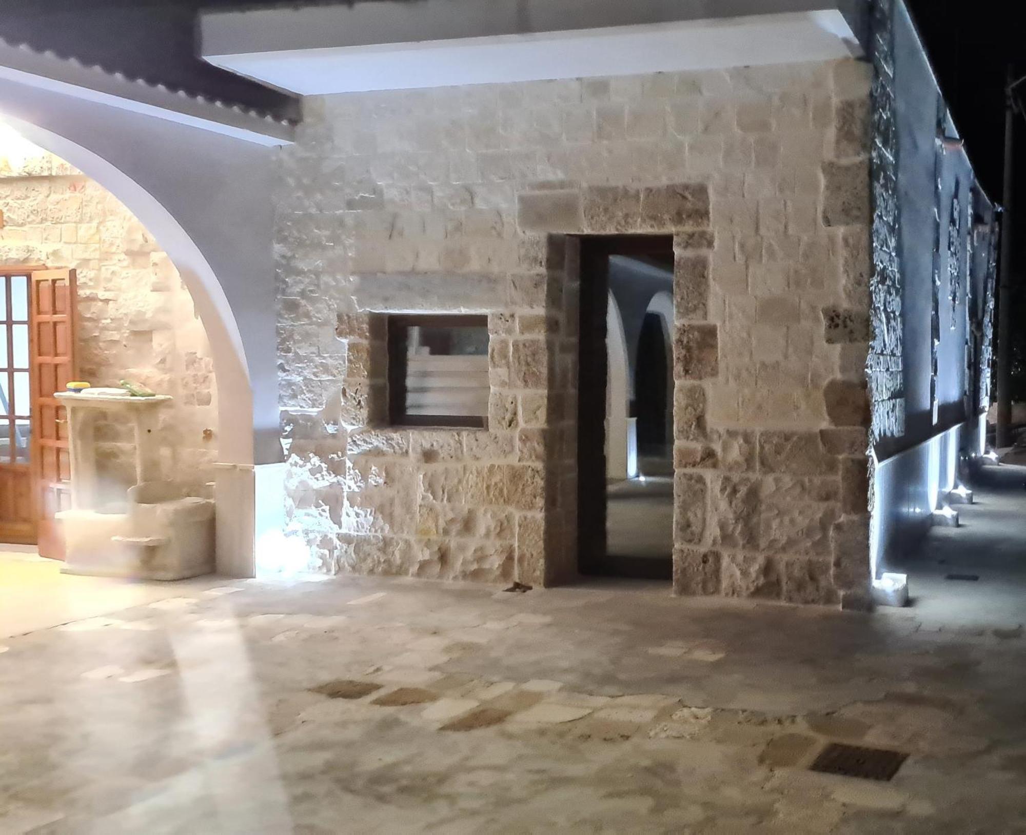 Casolare Lodedo Aparthotel Ceglie Messapica Exteriör bild
